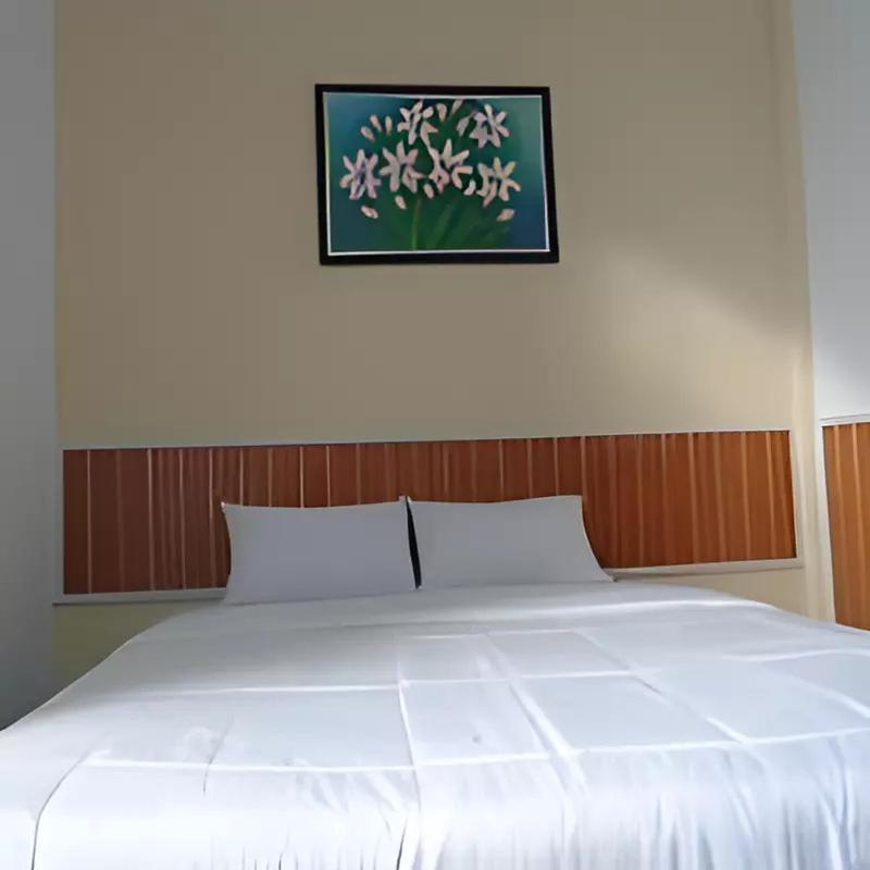 Hotel Permata Zamrud Cirebon Exterior photo